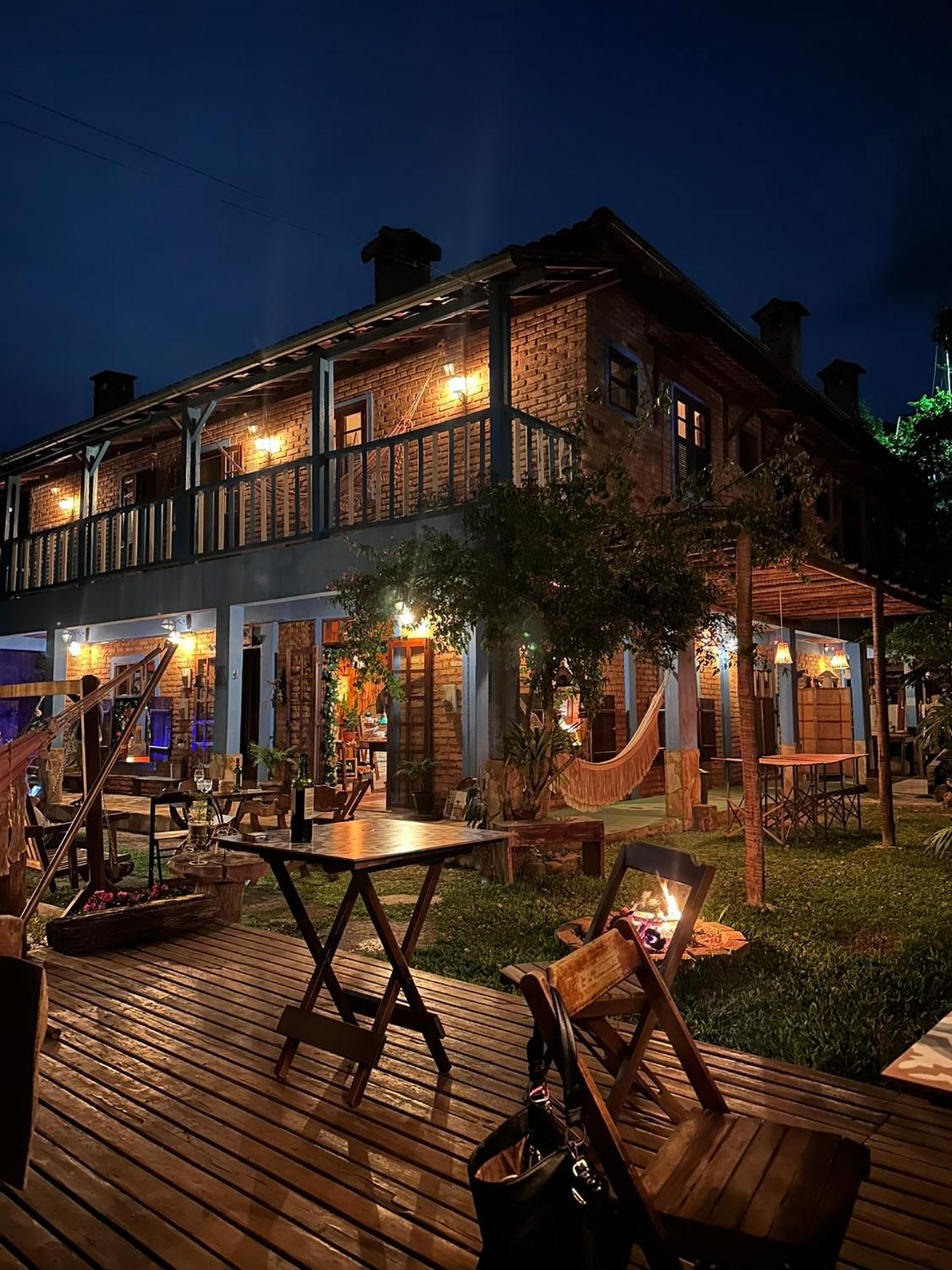 E Cafe Tangara Inn *