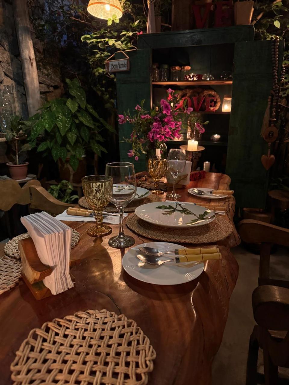 E Cafe Tangara