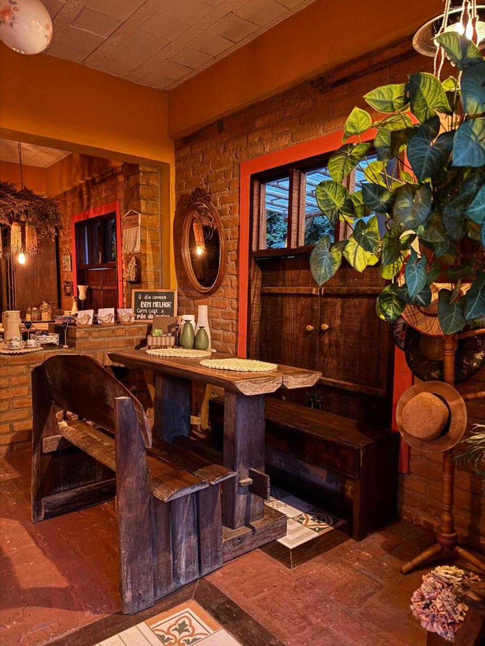 E Cafe Tangara Inn